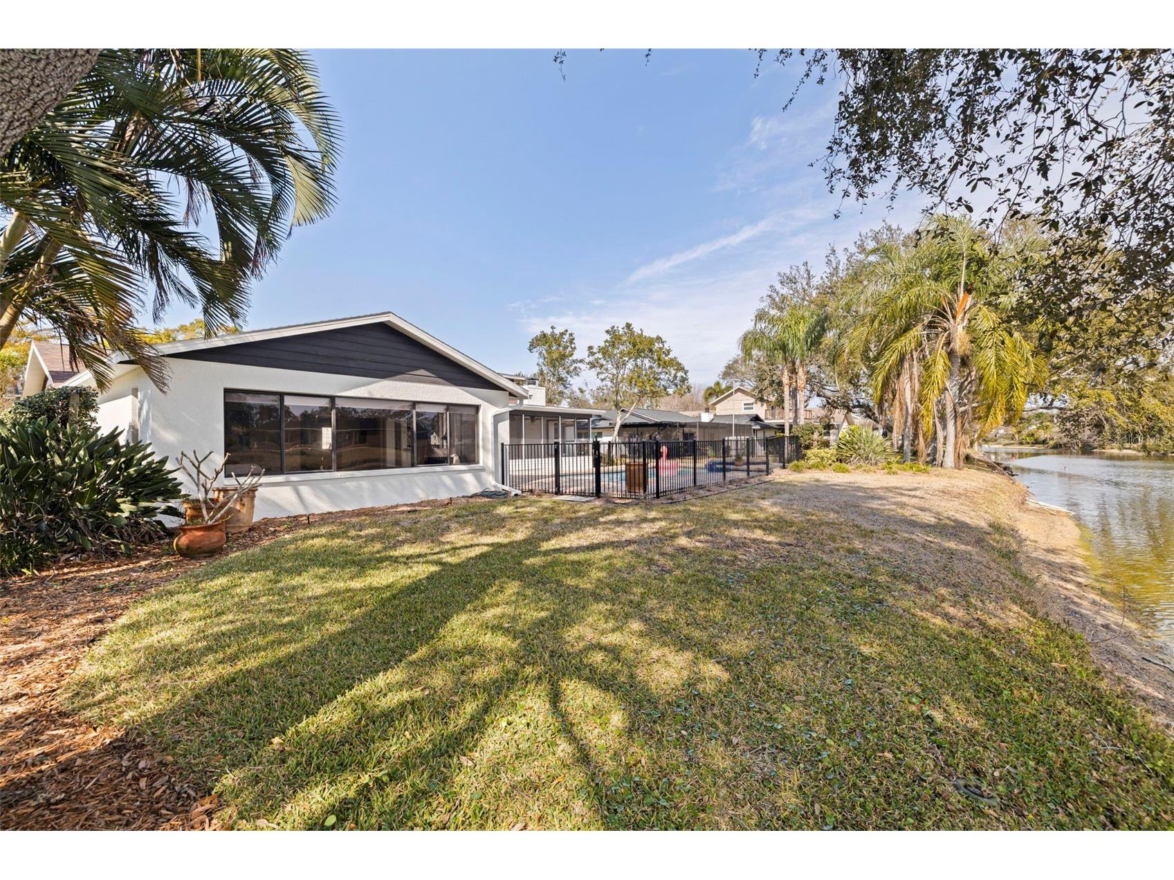 8950 Baywood Park Drive Seminole FL 33777 - BAYWOOD PARK LAKE TB8475172 image45