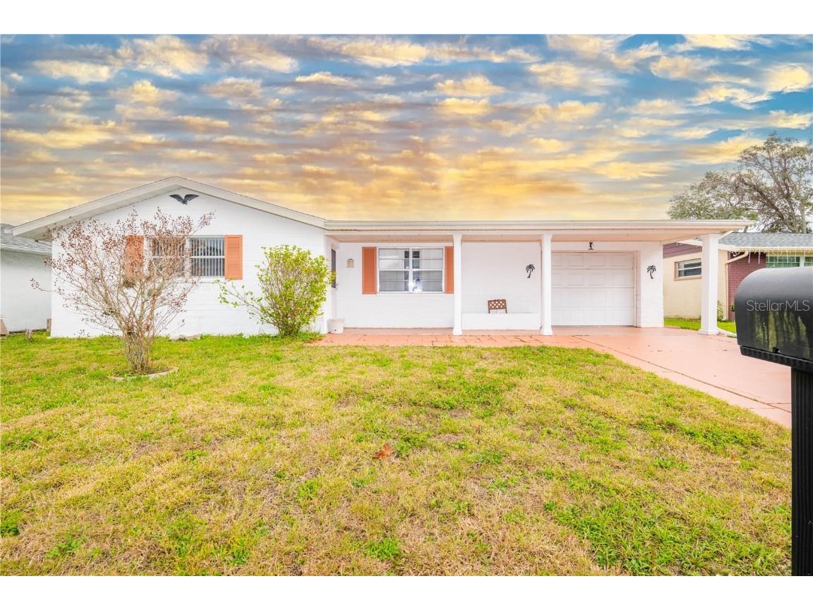 8950 Ledgestone Lane Port Richey FL 34668 T3426176 image1