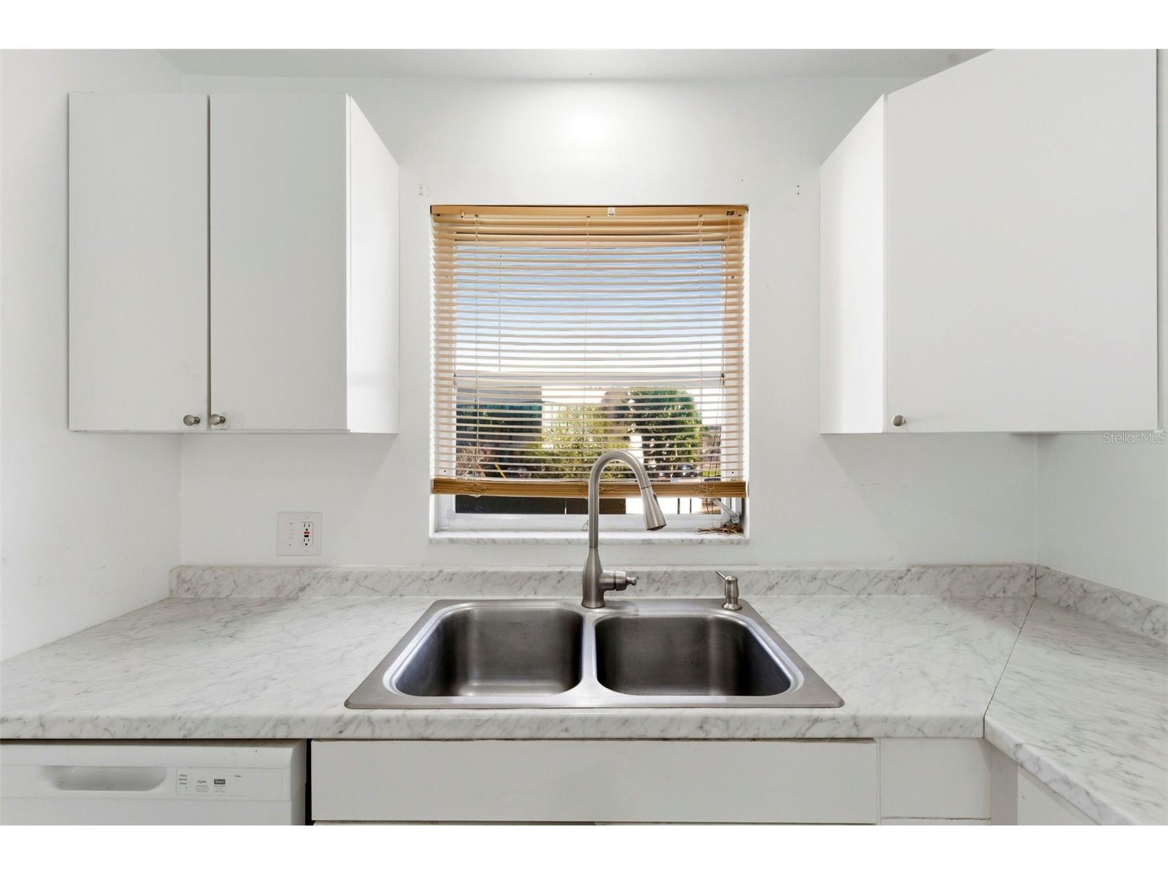 8950 Park Boulevard #201 Seminole FL 33777 TB8500641 image20