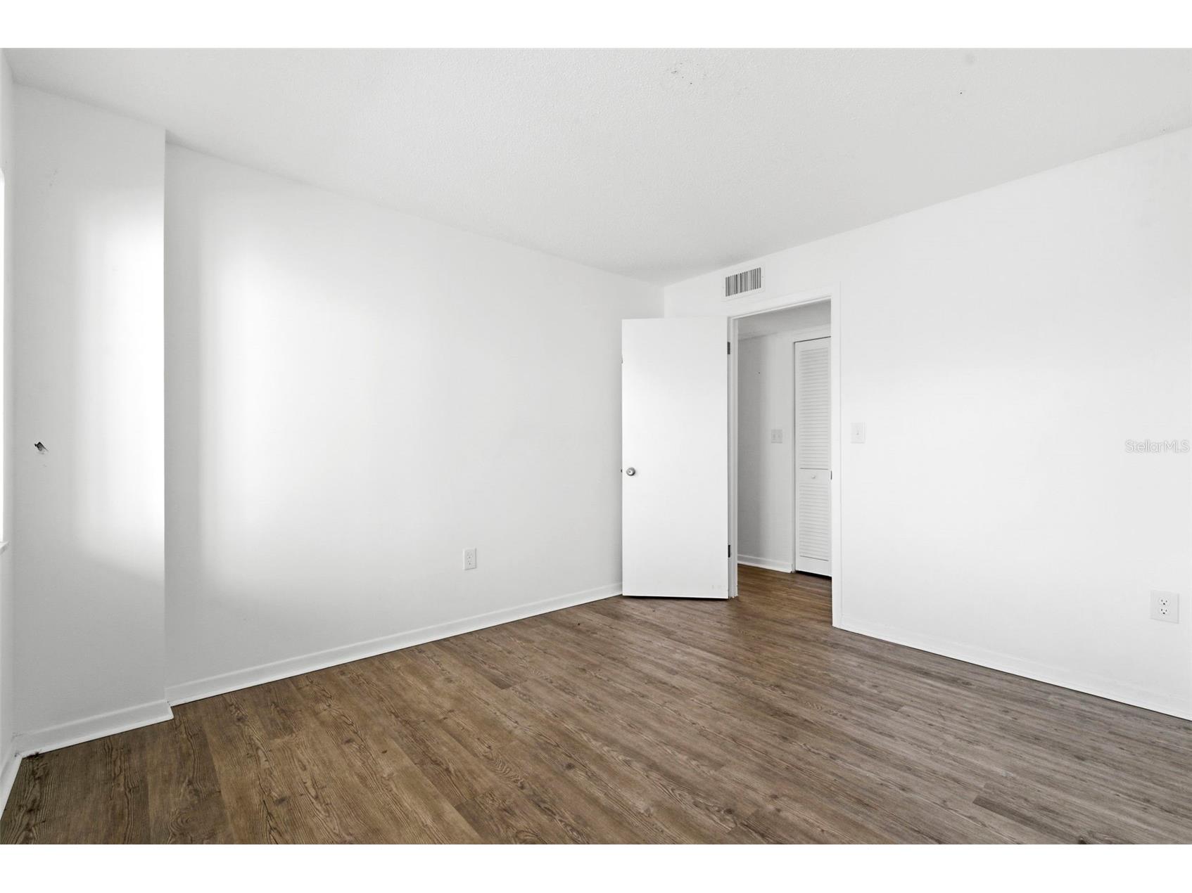 8950 Park Boulevard #201 Seminole FL 33777 TB8500641 image30