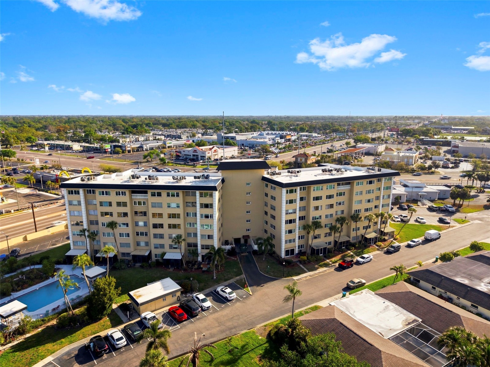 8950 Park Boulevard #201 Seminole FL 33777 TB8500641 image38
