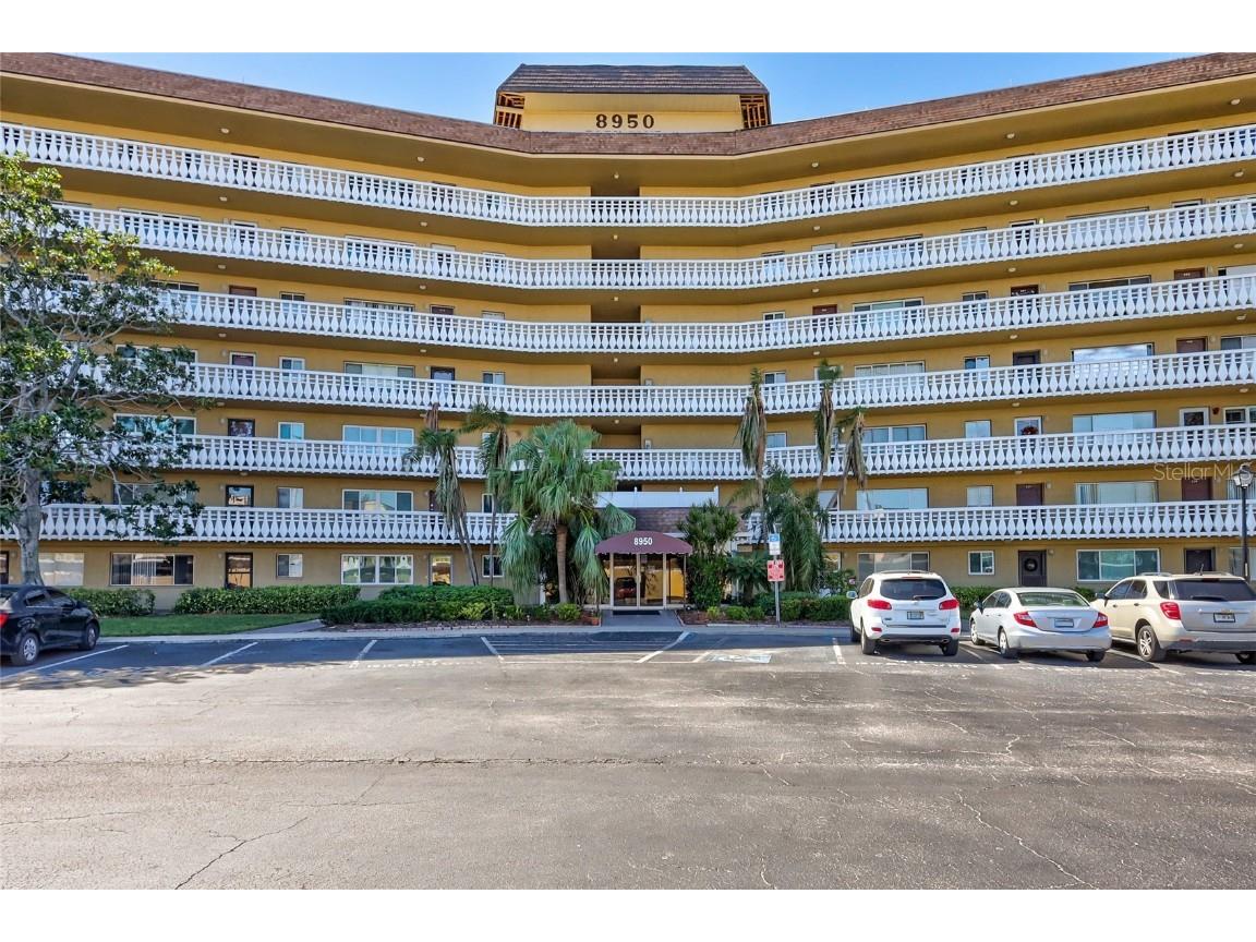 8950 Park Boulevard #203 Seminole FL 33777 TB8316799 image1