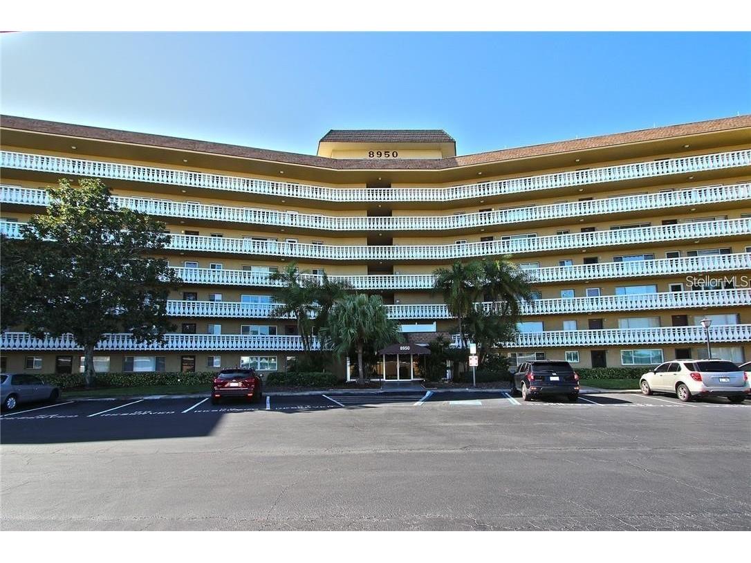8950 Park Boulevard #205 Seminole FL 33777 U8206101 image1