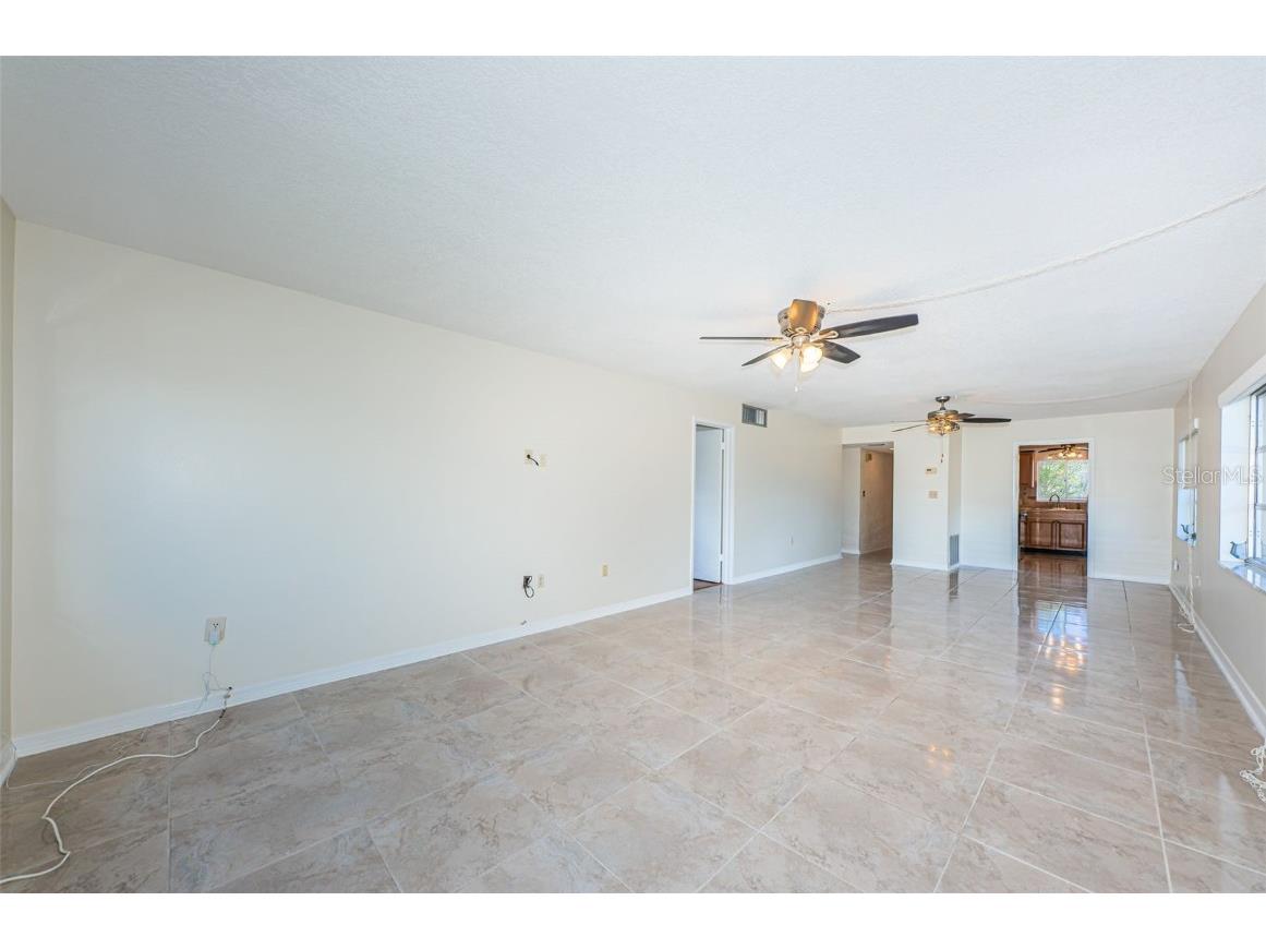 8950 Park Boulevard #206 Seminole FL 33777 TB8439127 image13