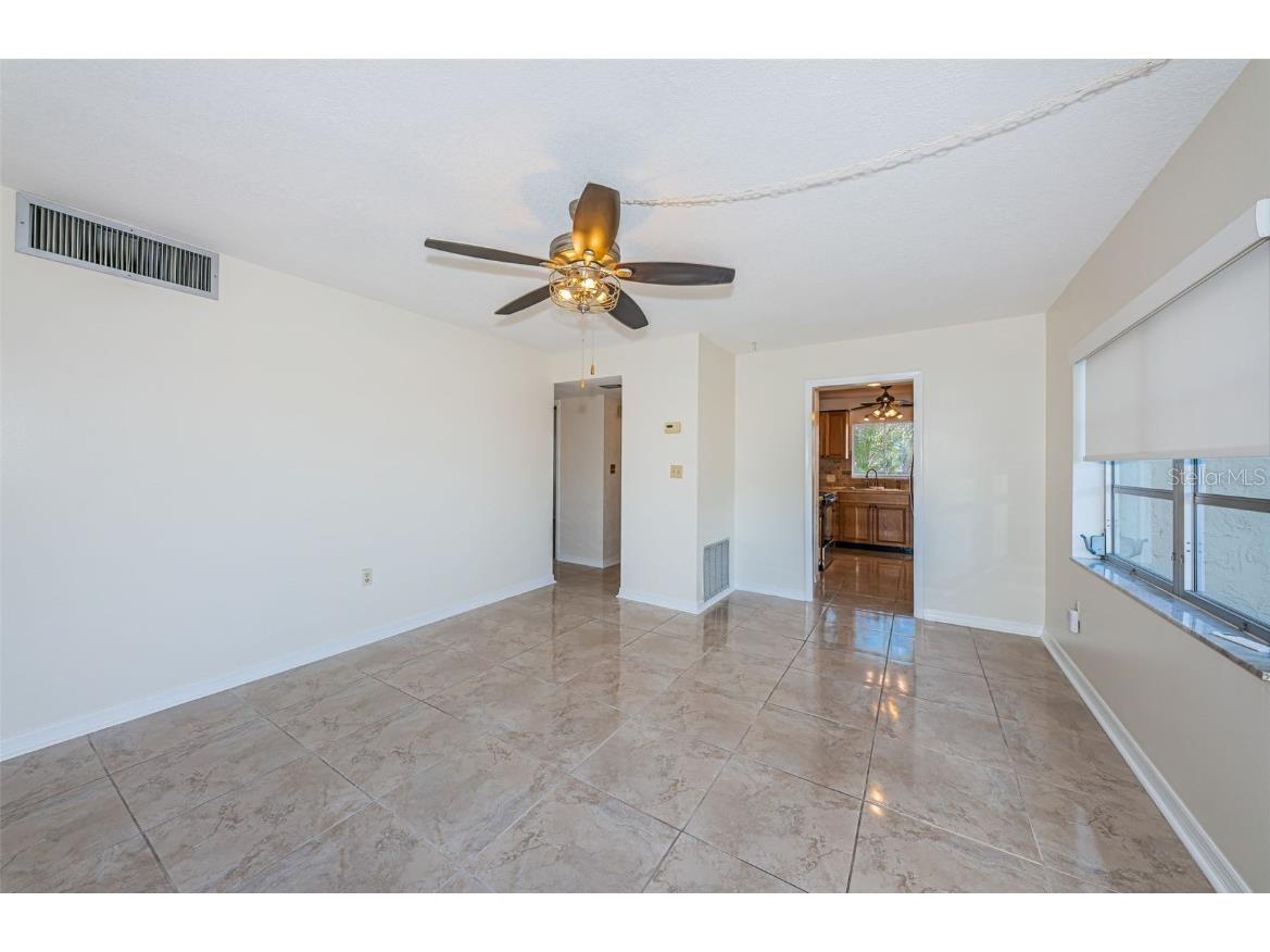 8950 Park Boulevard #206 Seminole FL 33777 TB8439127 image18