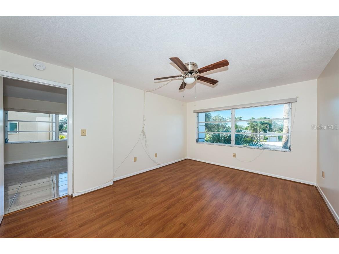 8950 Park Boulevard #206 Seminole FL 33777 TB8439127 image28