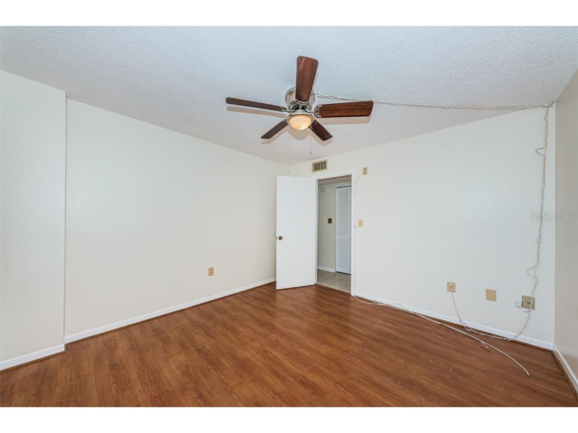 8950 Park Boulevard #206 Seminole FL 33777 TB8439127 image34