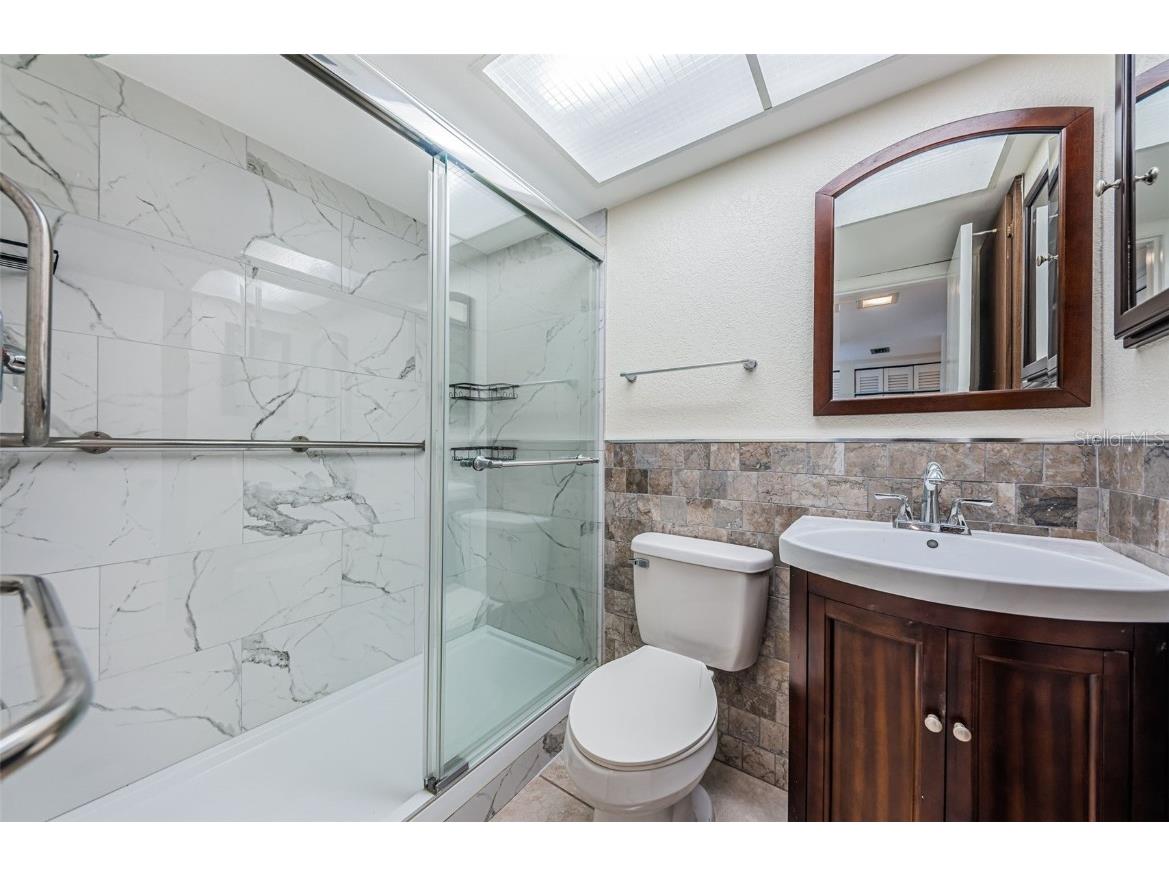 8950 Park Boulevard #206 Seminole FL 33777 TB8439127 image35