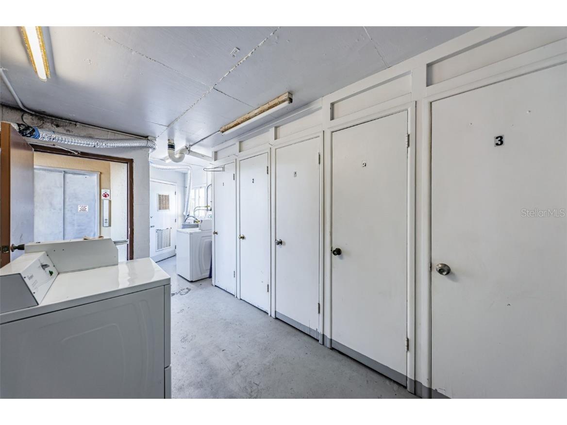 8950 Park Boulevard #206 Seminole FL 33777 TB8439127 image39