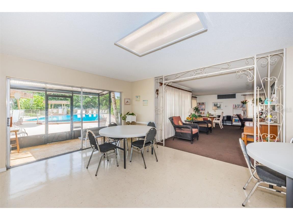 8950 Park Boulevard #206 Seminole FL 33777 TB8439127 image51