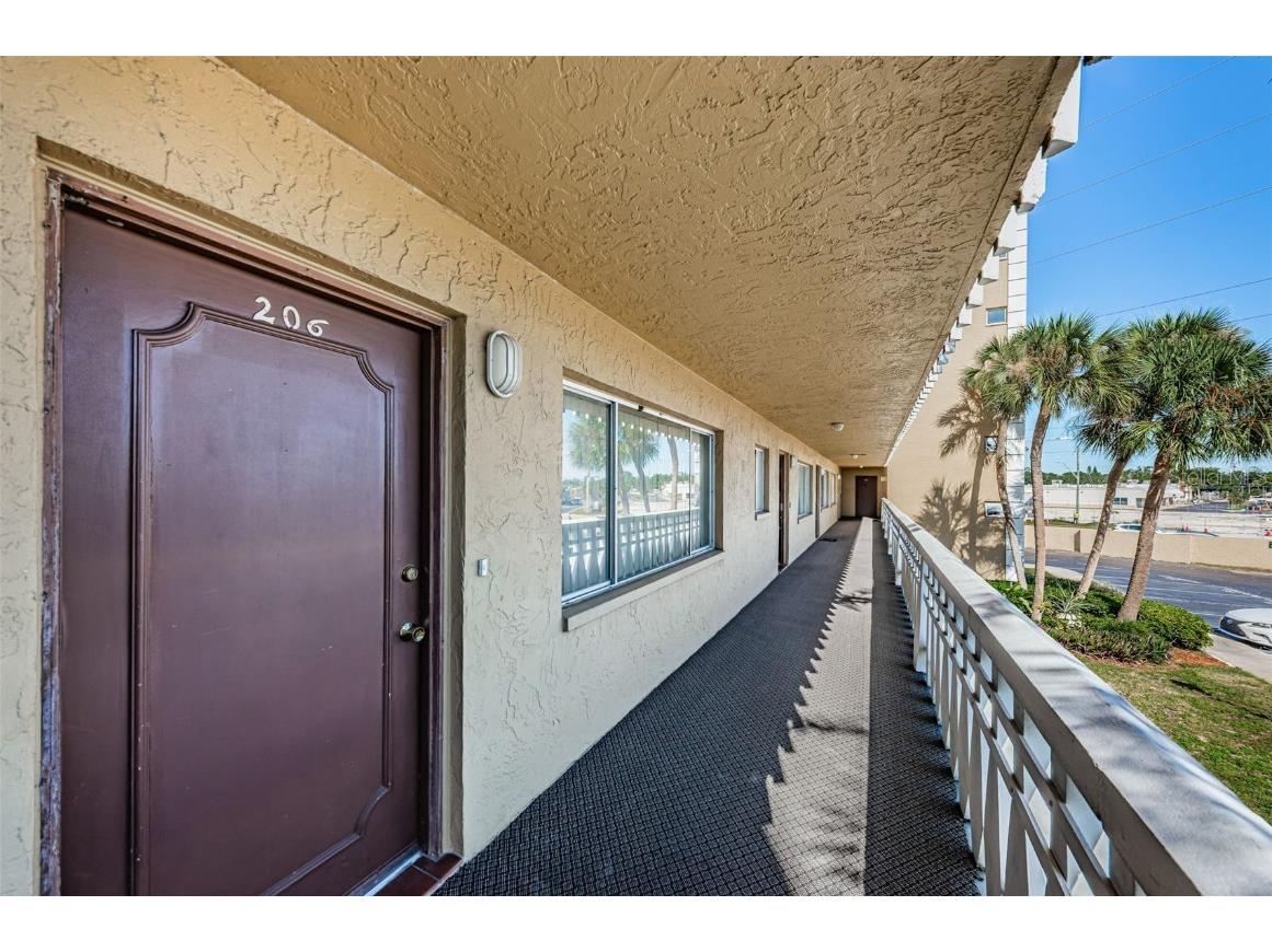 8950 Park Boulevard #206 Seminole FL 33777 TB8439127 image6