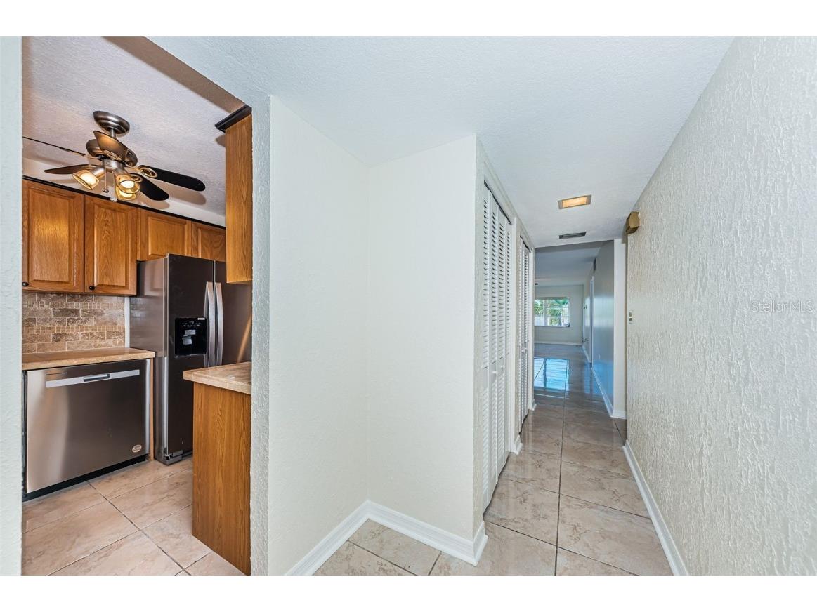 8950 Park Boulevard #206 Seminole FL 33777 TB8439127 image8