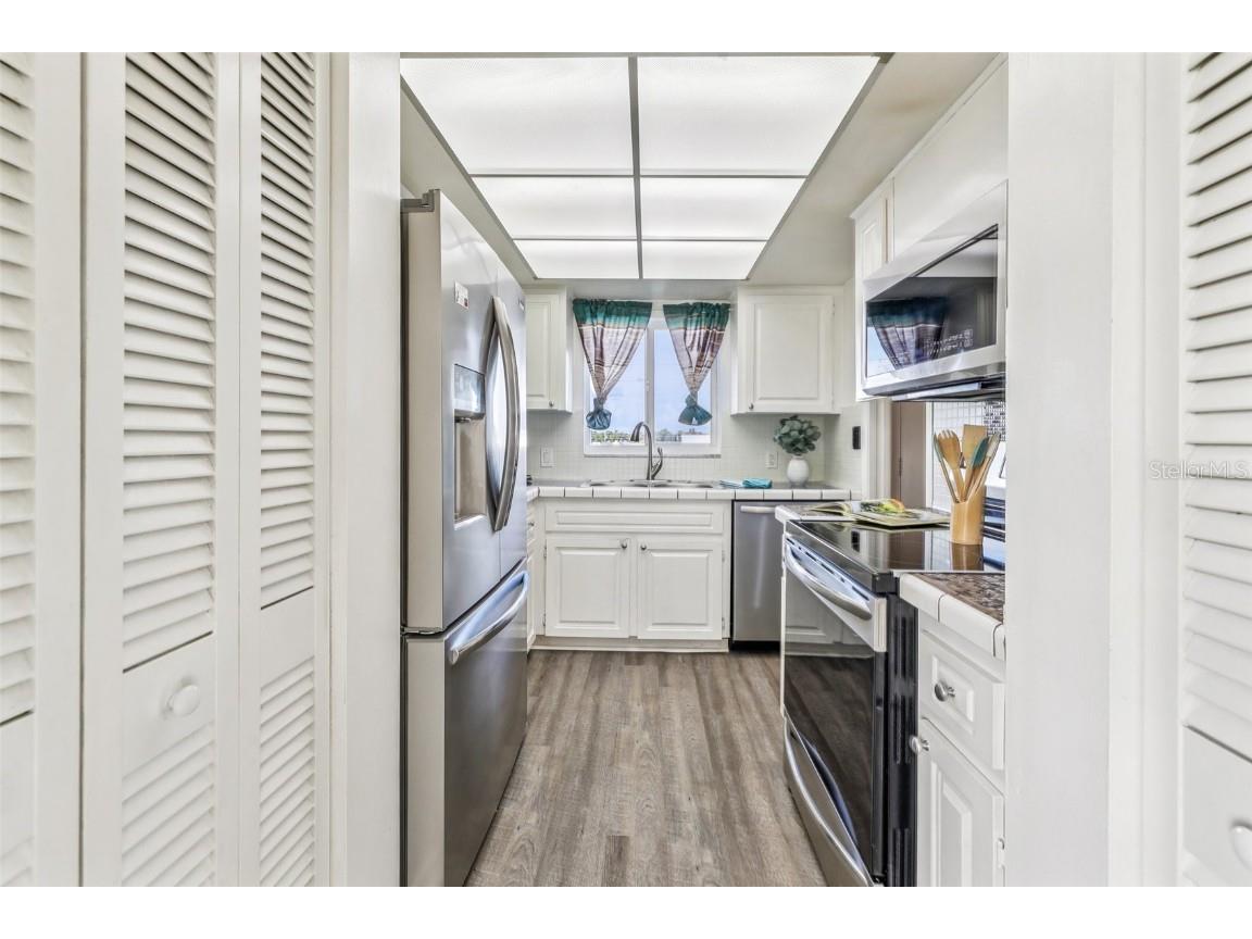 8950 Park Boulevard #405 Seminole FL 33777 TB8406749 image17