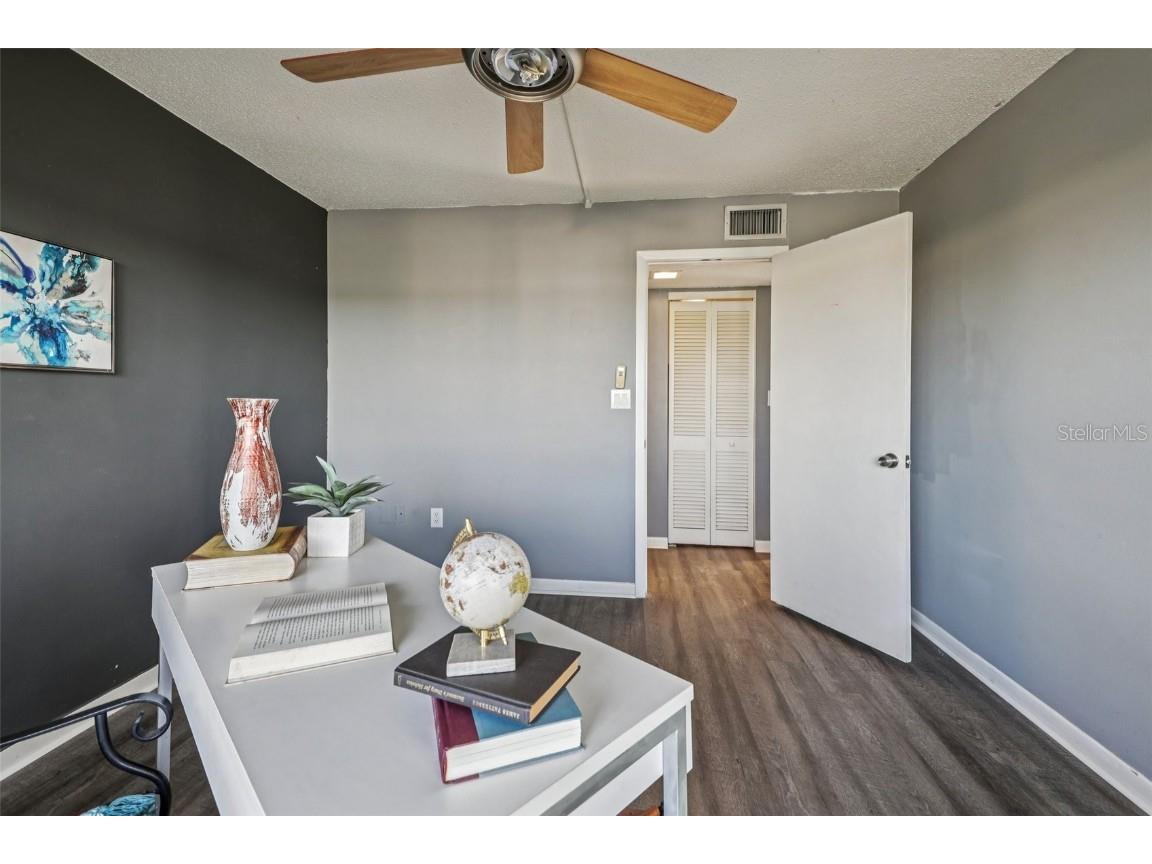 8950 Park Boulevard #405 Seminole FL 33777 TB8406749 image26