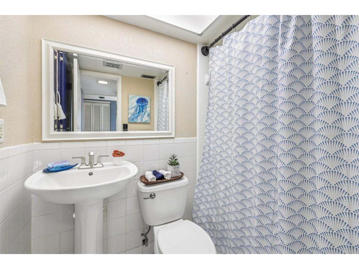 8950 Park Boulevard #405 Seminole FL 33777 TB8406749 image27