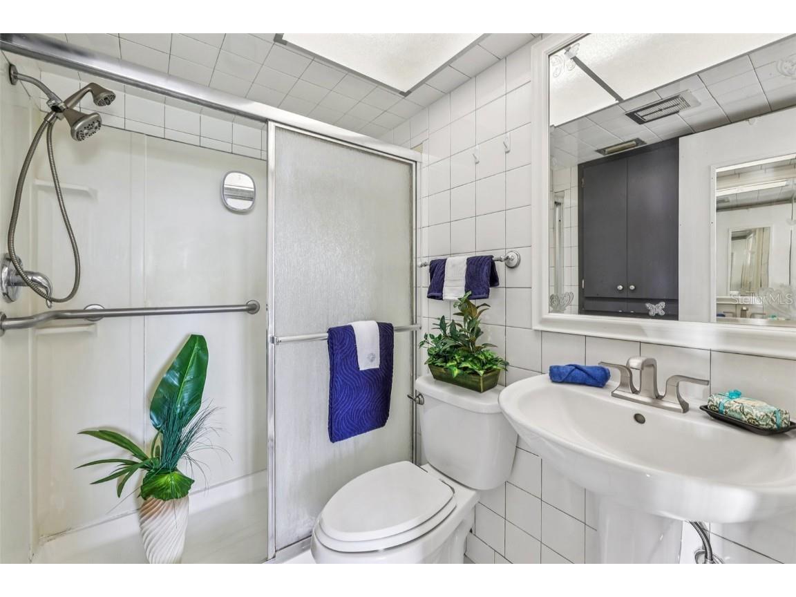 8950 Park Boulevard #405 Seminole FL 33777 TB8406749 image32