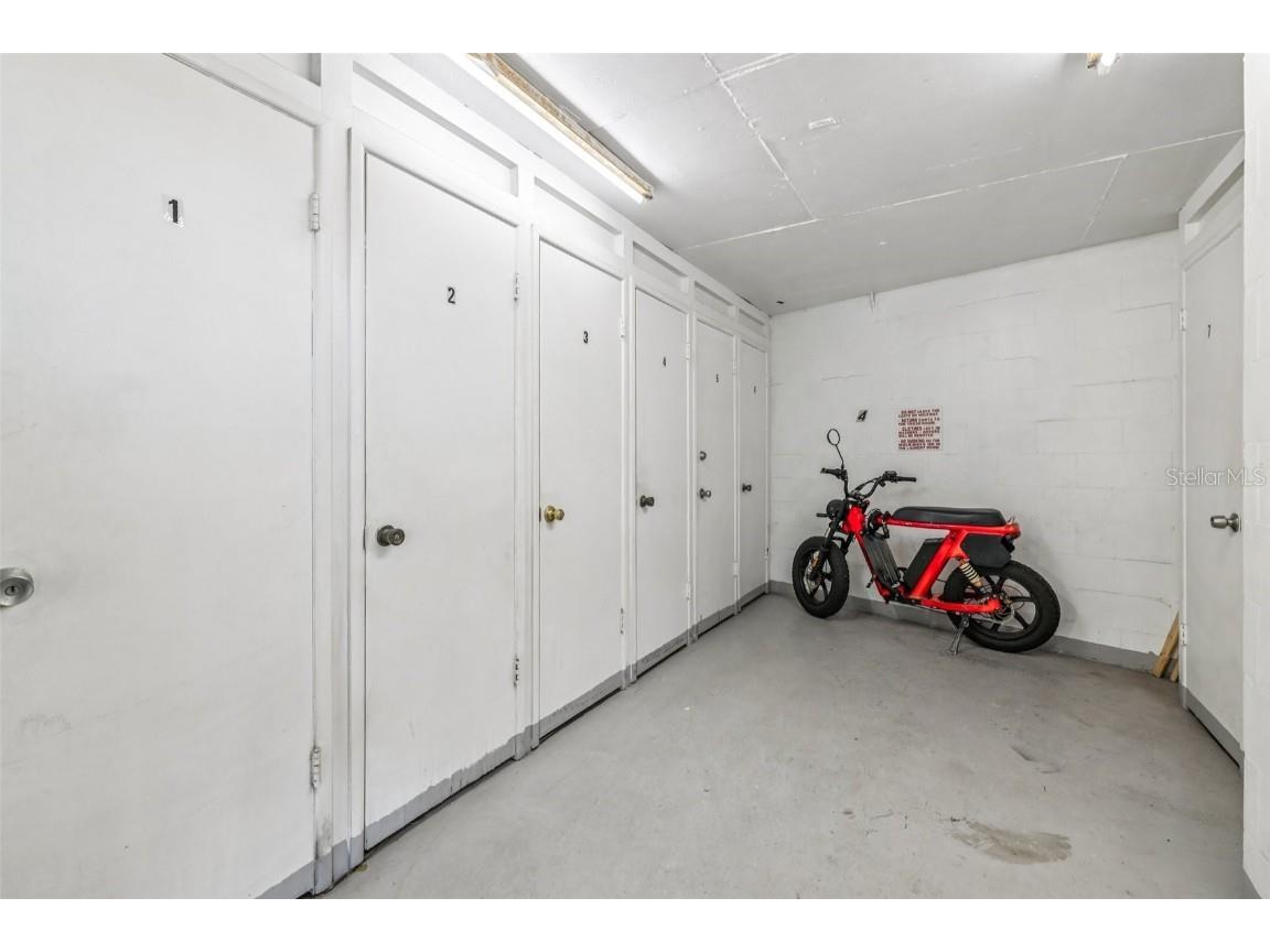 8950 Park Boulevard #405 Seminole FL 33777 TB8406749 image36