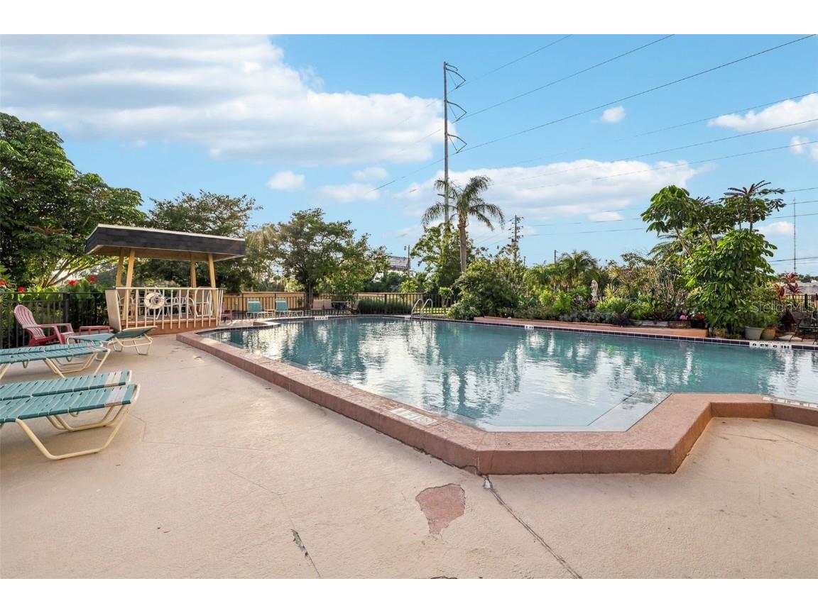 8950 Park Boulevard #405 Seminole FL 33777 TB8406749 image46