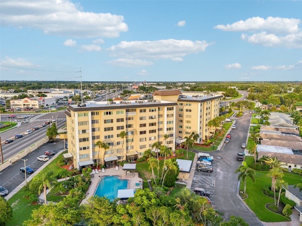 8950 Park Boulevard #405 Seminole FL 33777 TB8406749 image65