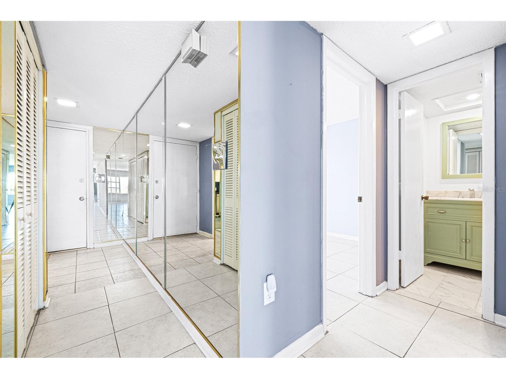 8950 Park Boulevard #609 Seminole FL 33777 TB8503340 image28