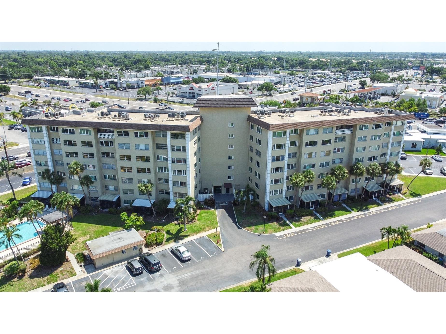 8950 Park Boulevard #609 Seminole FL 33777 TB8503340 image3