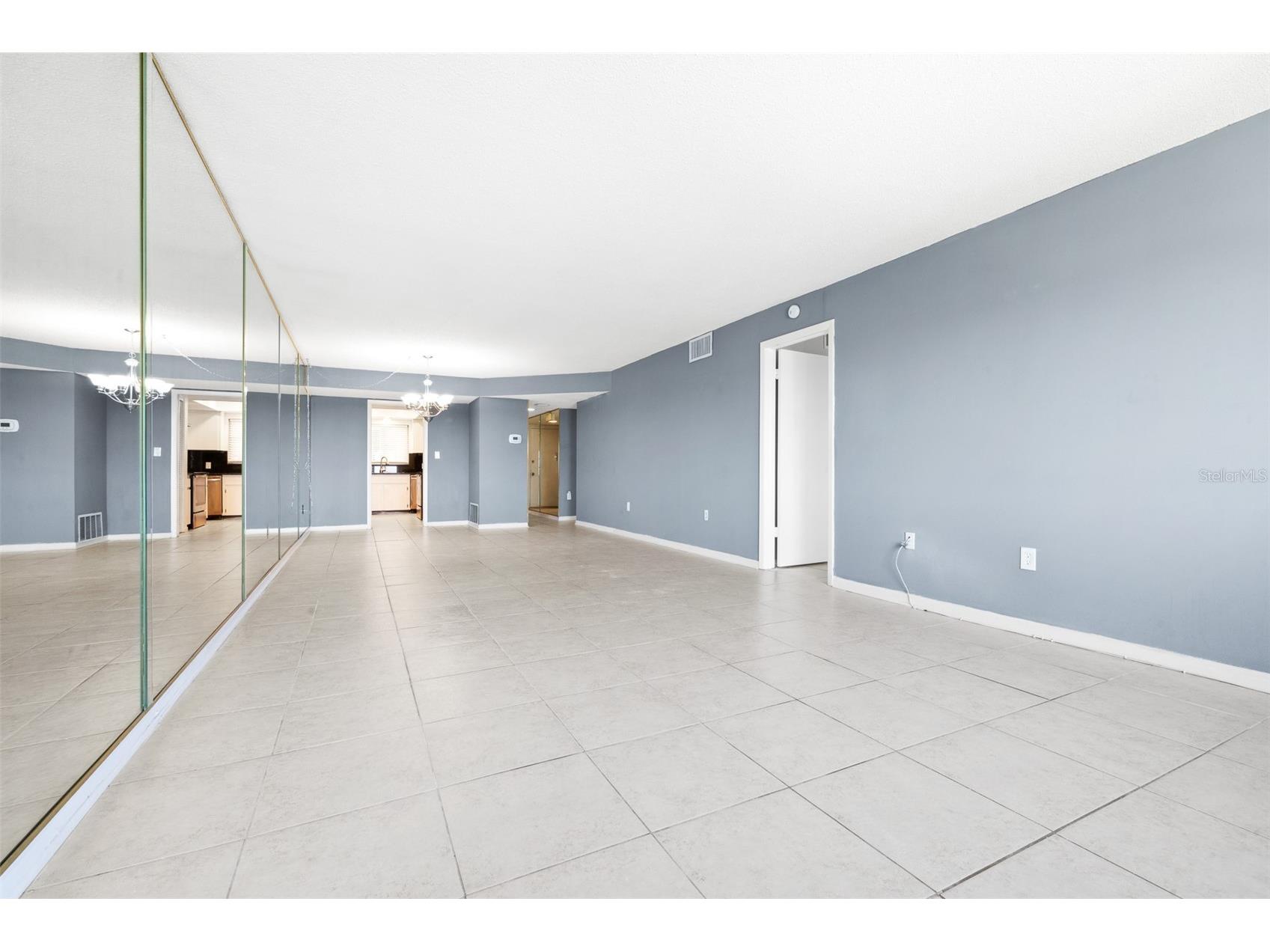 8950 Park Boulevard #609 Seminole FL 33777 TB8503340 image39