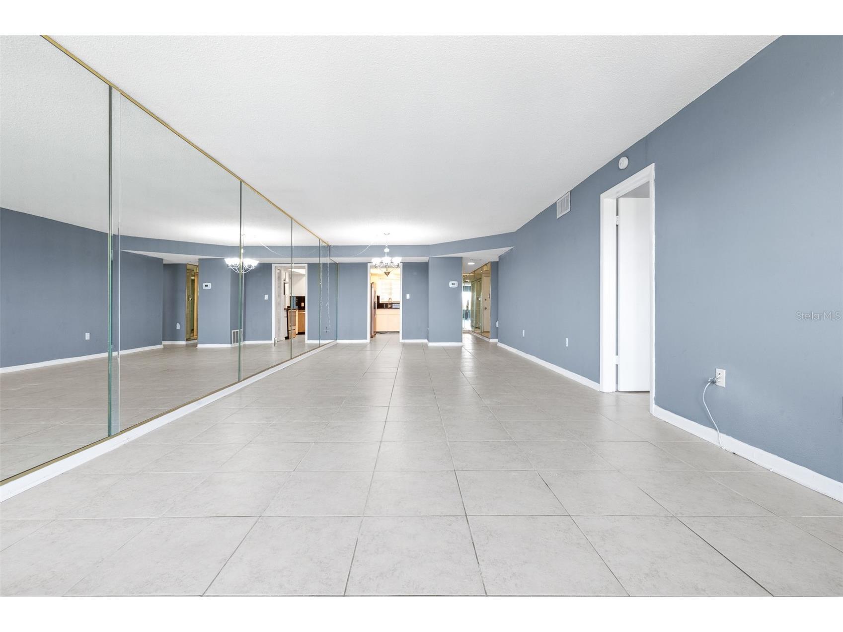 8950 Park Boulevard #609 Seminole FL 33777 TB8503340 image40