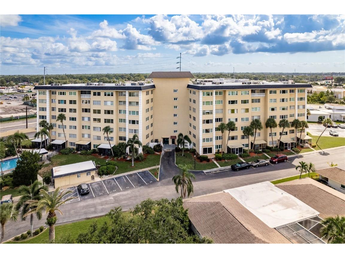 8950 Park Boulevard #702 Seminole FL 33777 TB8408834 image27