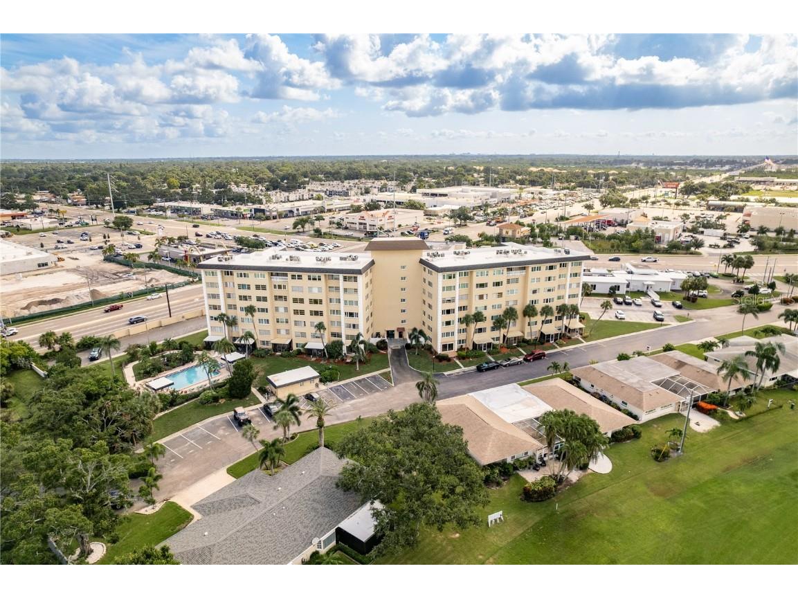 8950 Park Boulevard #702 Seminole FL 33777 TB8408834 image29