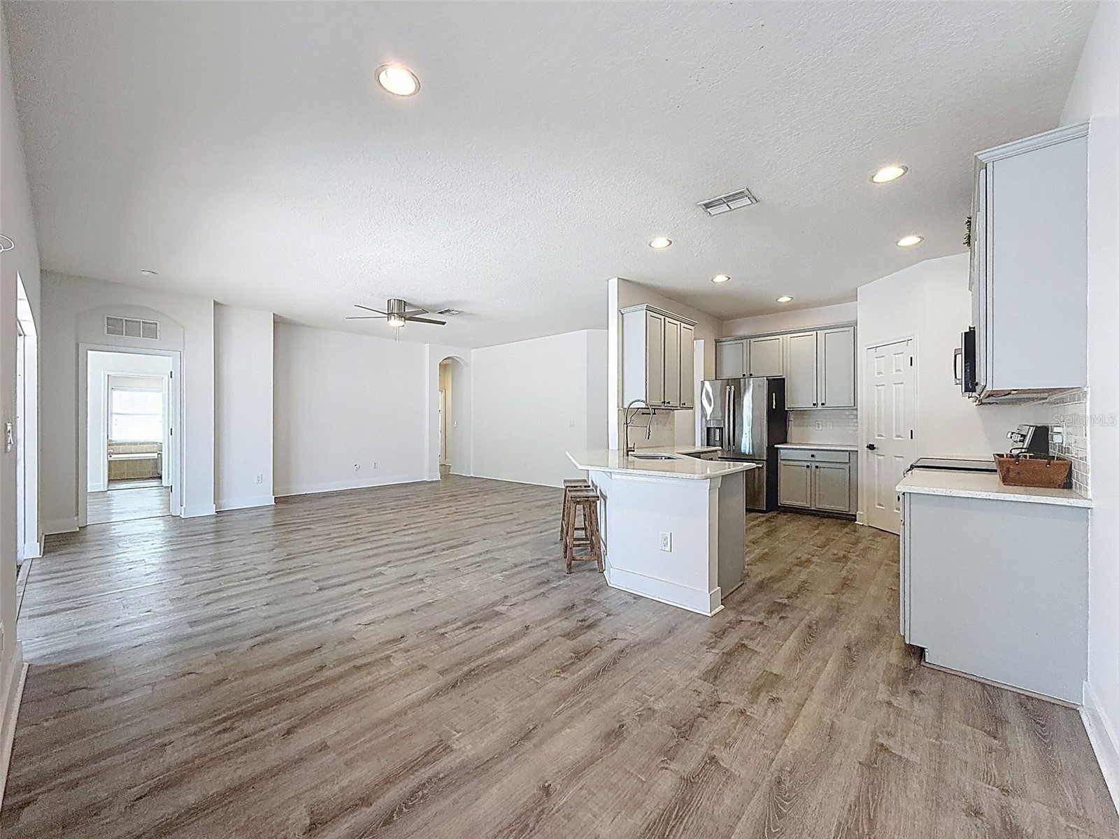 8950 Sandusky Lane New Port Richey FL 34654 W7885121 image17