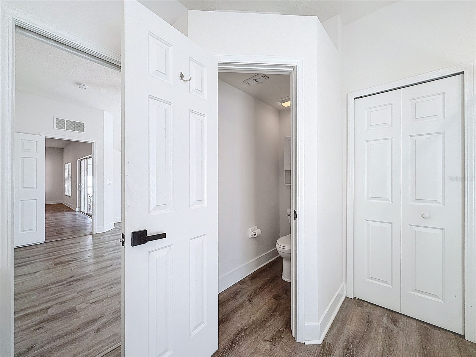 8950 Sandusky Lane New Port Richey FL 34654 W7885121 image32
