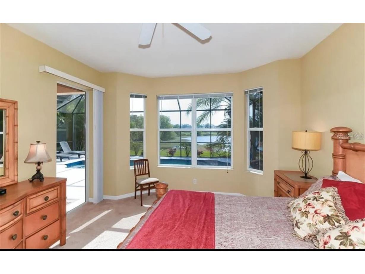 8950 Stone Harbour Loop Bradenton FL 34212 A4651875 image13