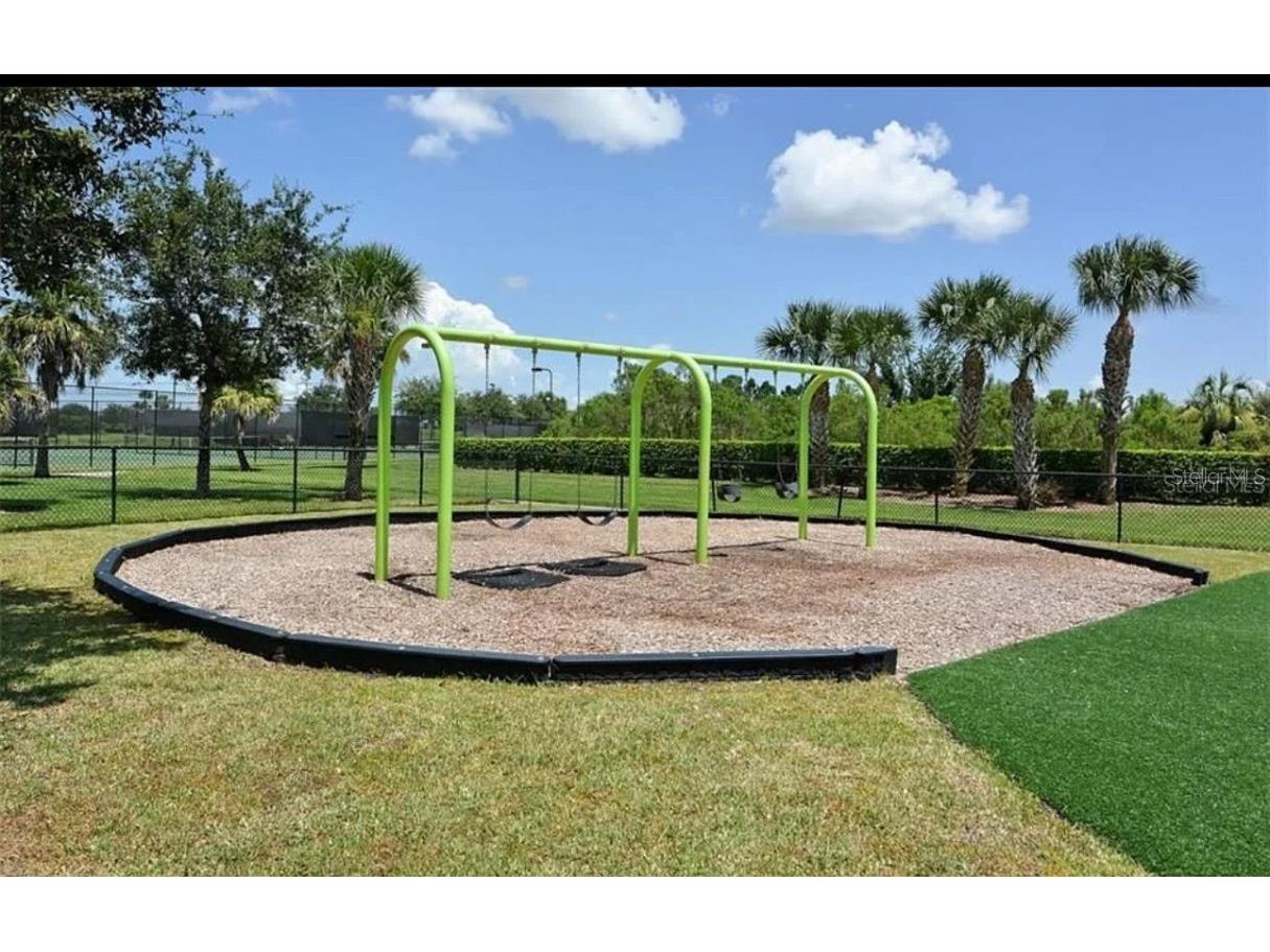 8950 Stone Harbour Loop Bradenton FL 34212 A4651875 image28