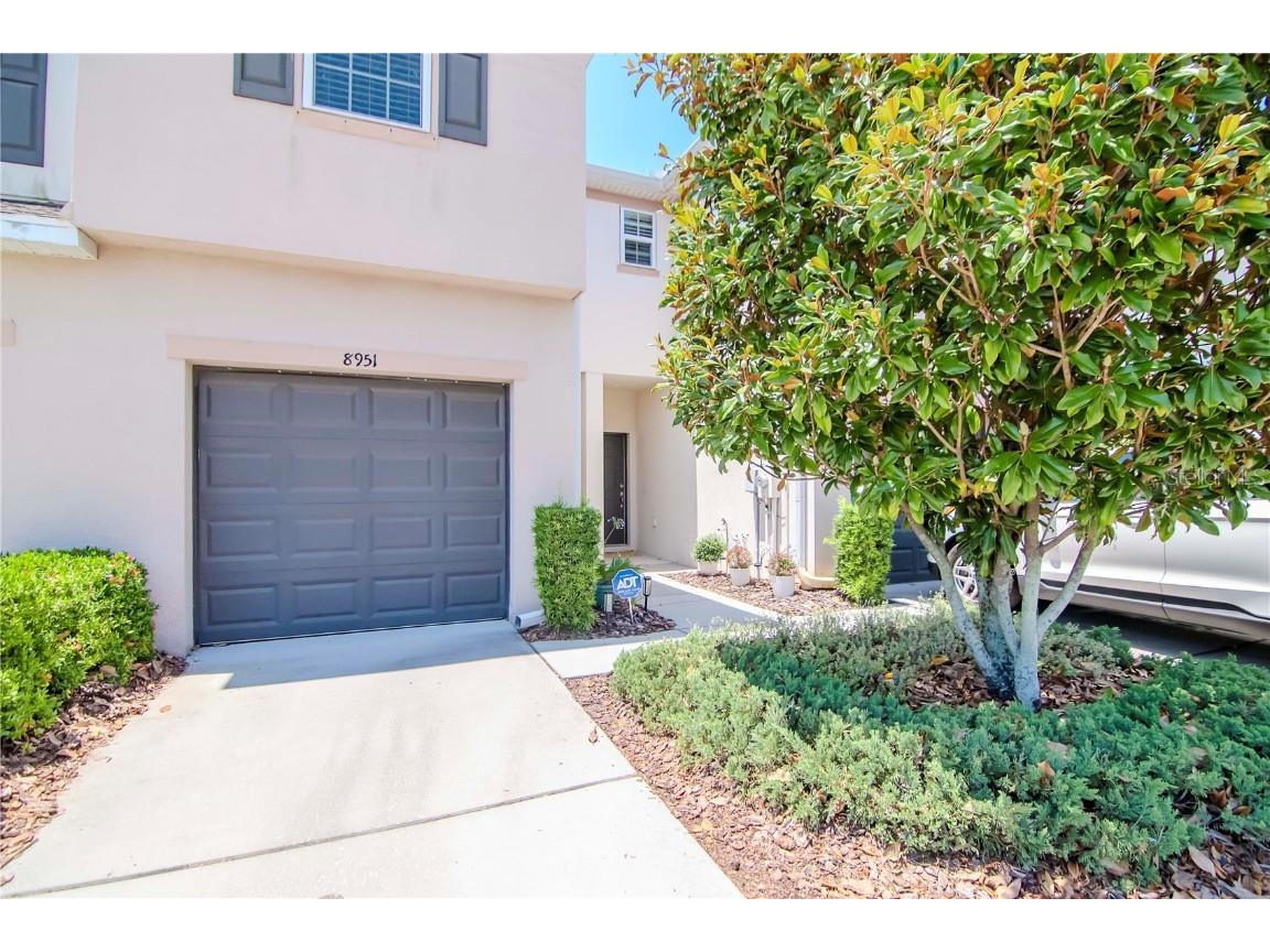 8951 Turnstone Haven Place Tampa FL 33619 T3529918 image1