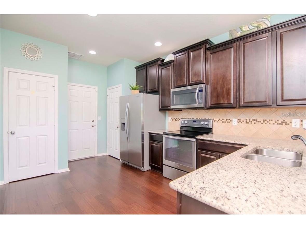 8951 Turnstone Haven Place Tampa FL 33619 TB8463886 image3