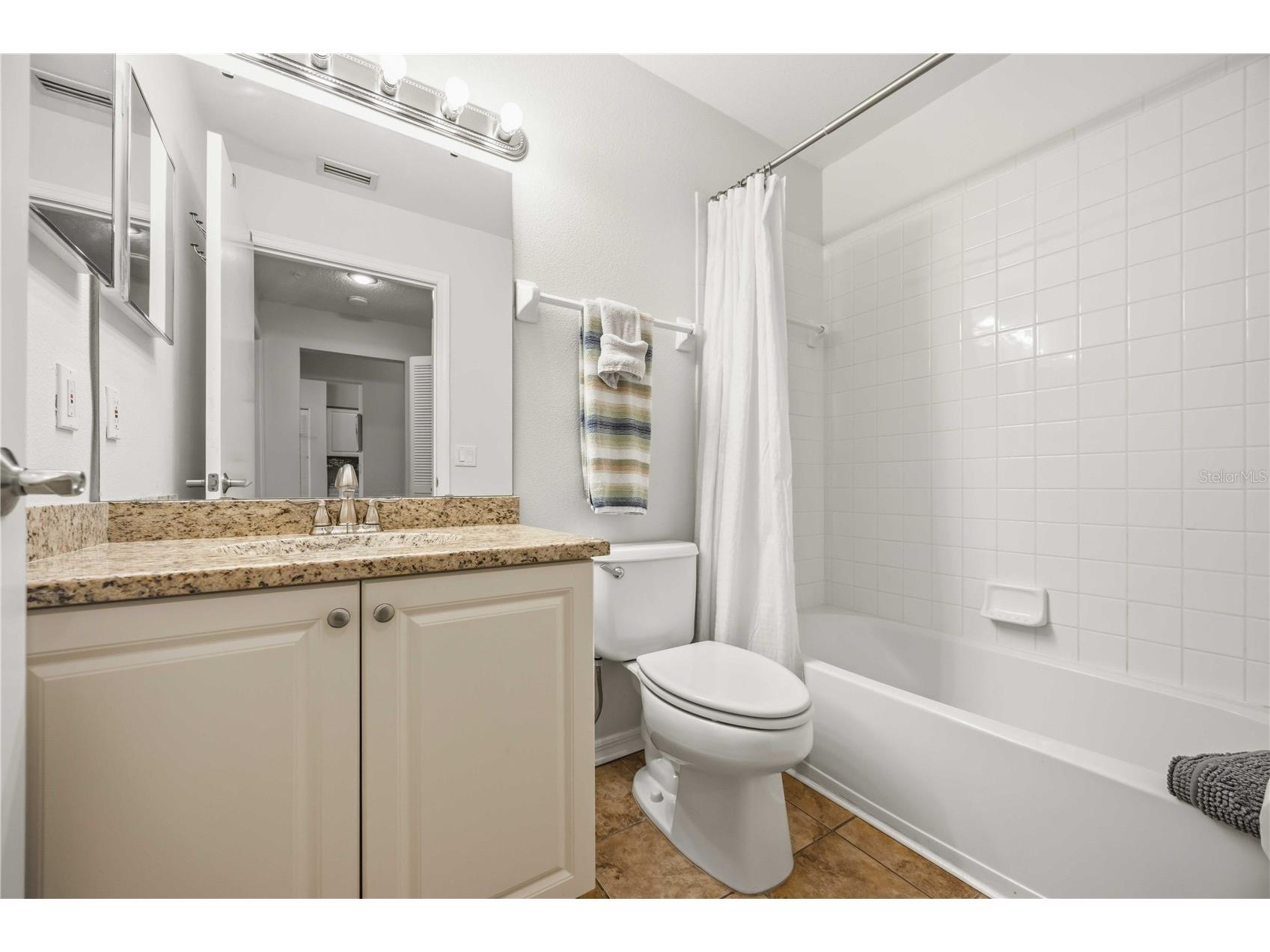 8951 Veranda Way #623 Sarasota FL 34238 A4692512 image28