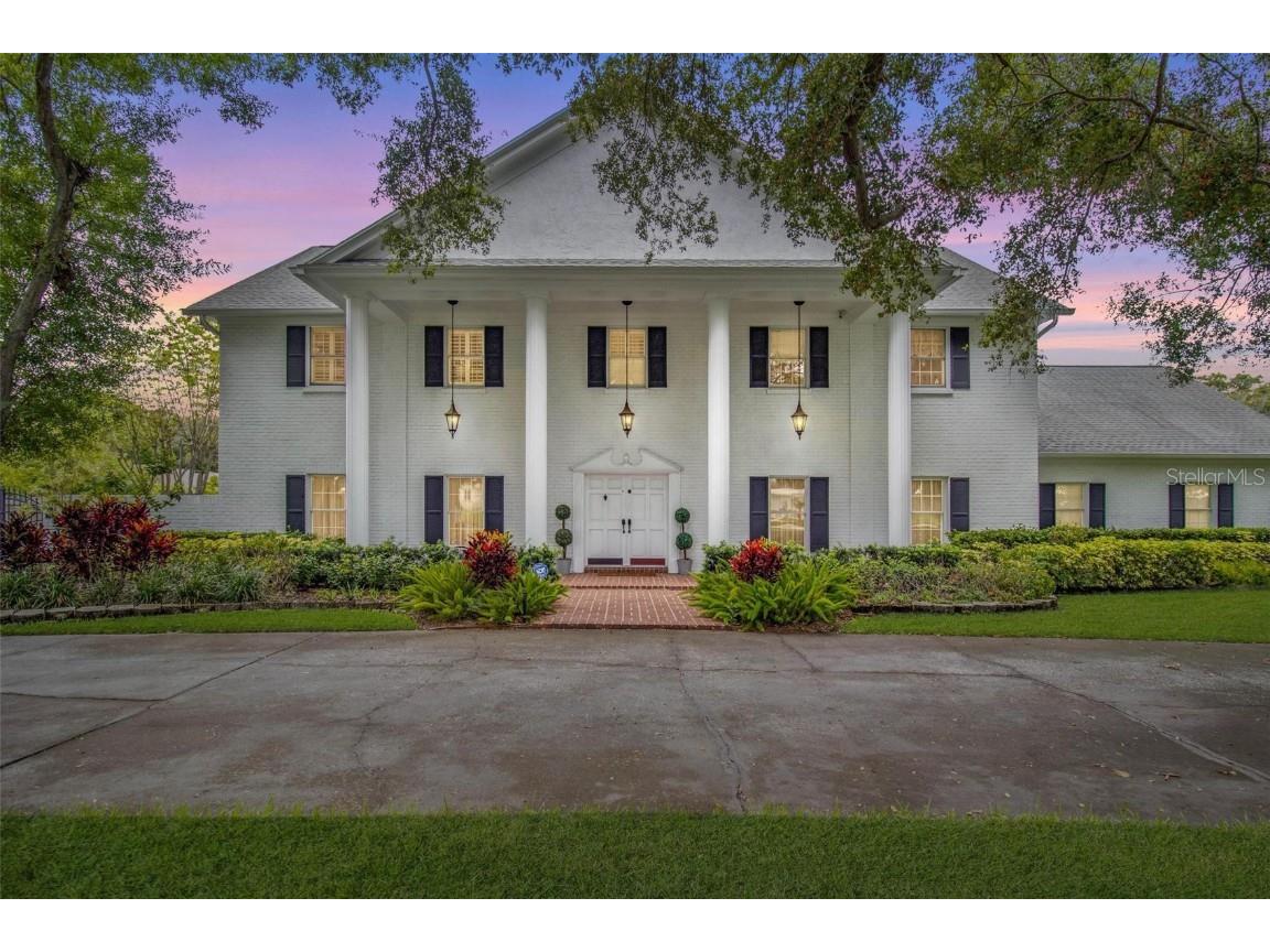 8954 143rd Street Seminole FL 33776 U8209239 image1