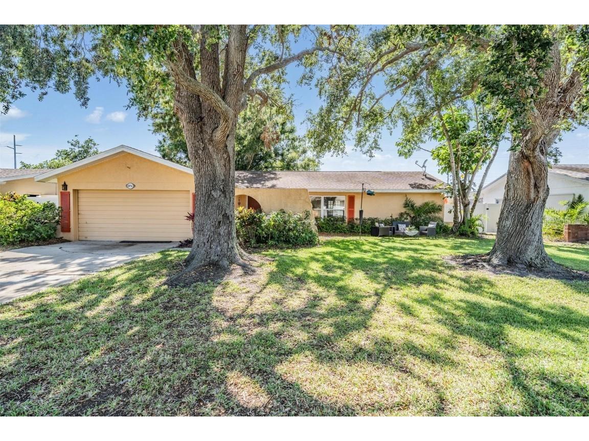 8956 124th Way Seminole FL 33772 TB8386748 image1