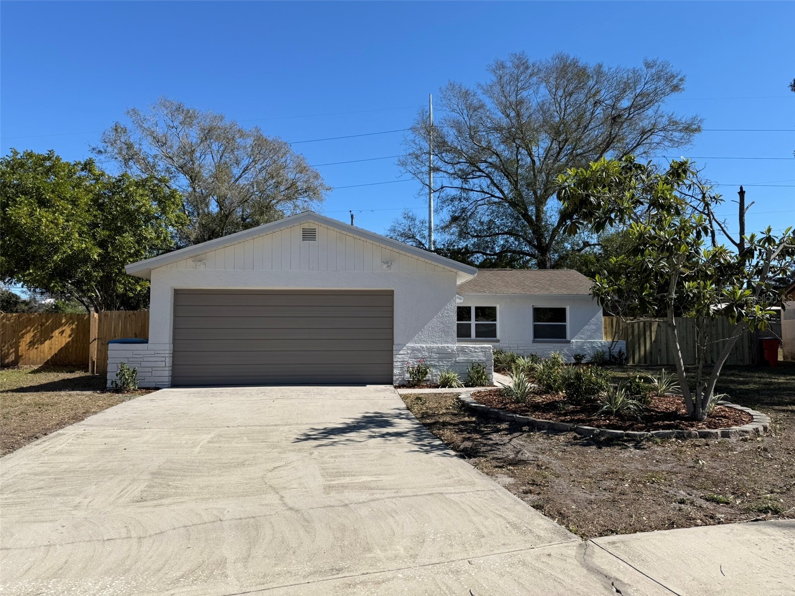 8957 109th Terrace Seminole FL 33777 TB8473837 image1