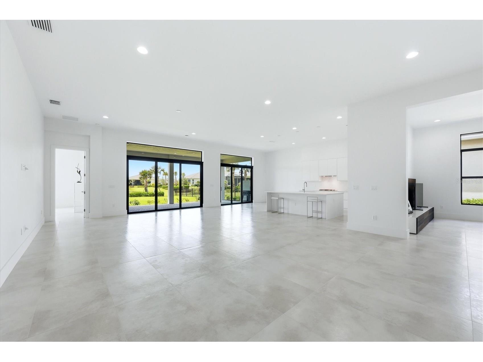 8959 Baroque Terrace Sarasota FL 34240 A4691618 image12