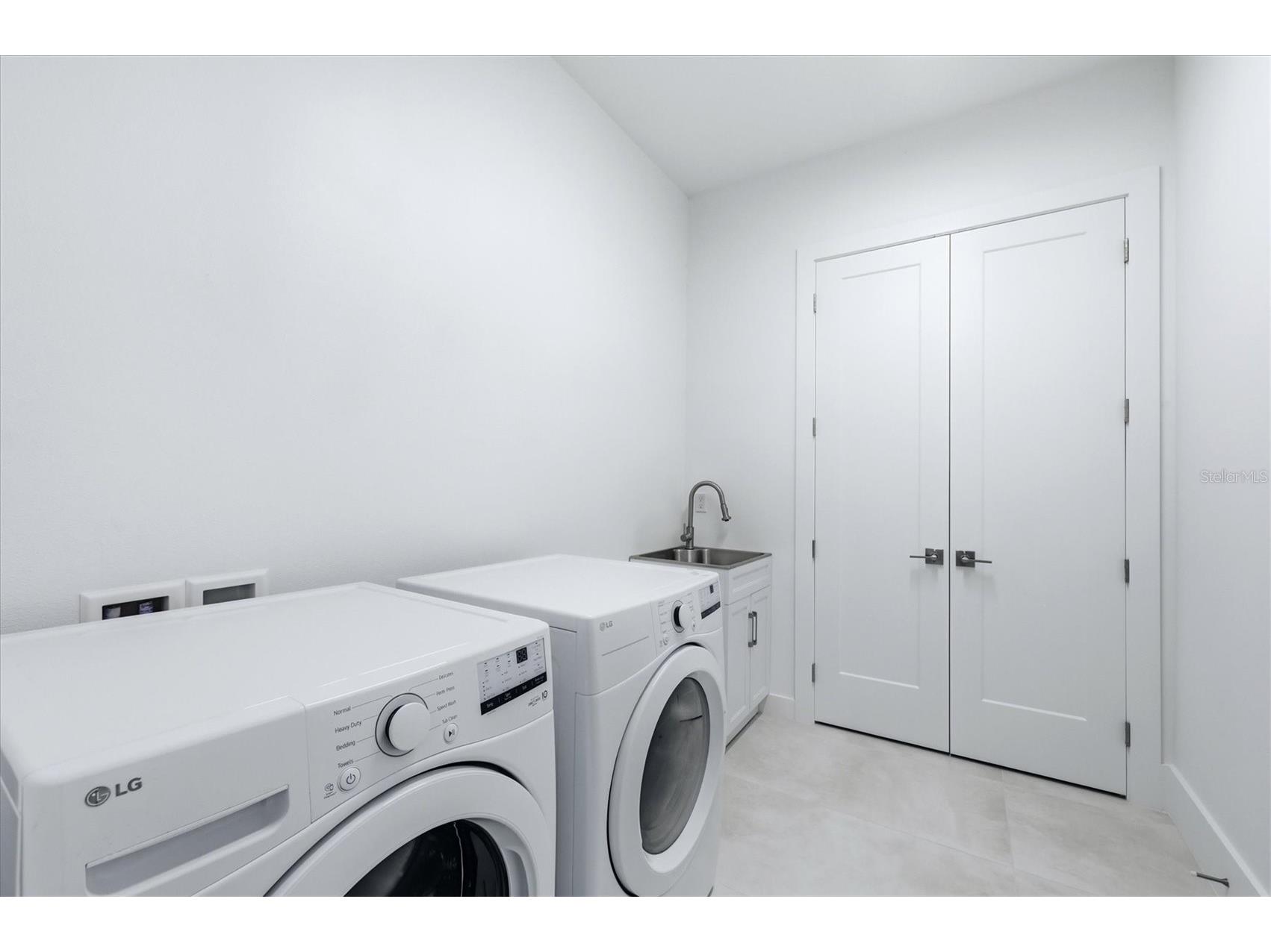 8959 Baroque Terrace Sarasota FL 34240 A4691618 image34
