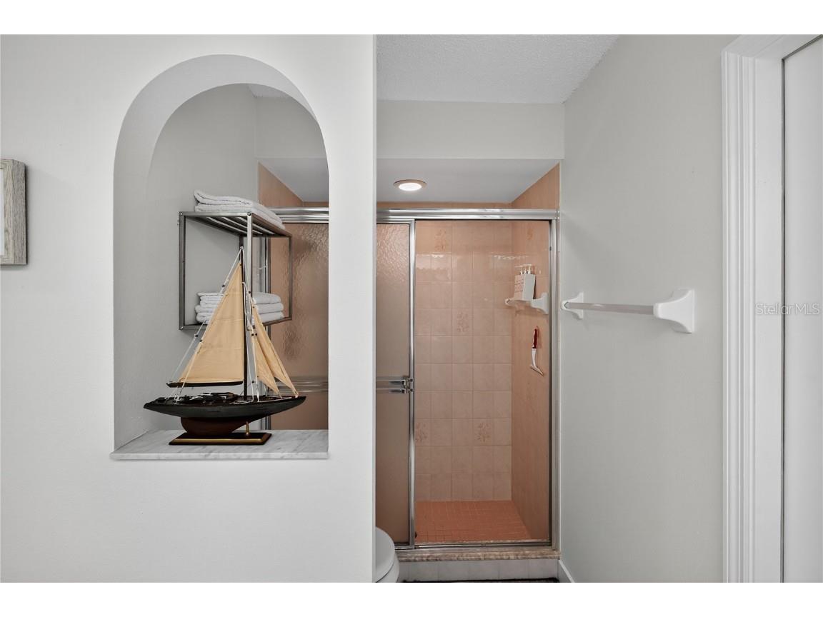 8959 Hernando Way Weeki Wachee FL 34613 TB8428228 image22