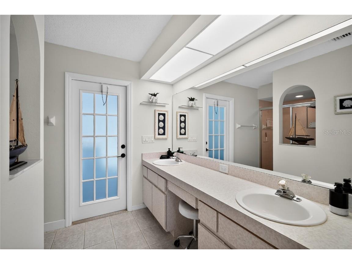 8959 Hernando Way Weeki Wachee FL 34613 TB8428228 image23