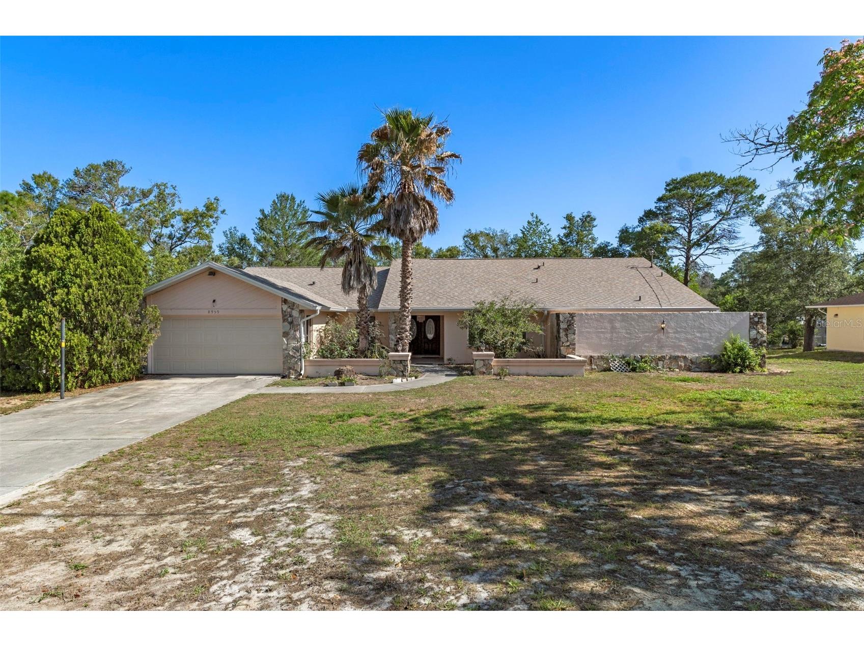 8959 Nakoma Way Weeki Wachee FL 34613 W7885423 image2