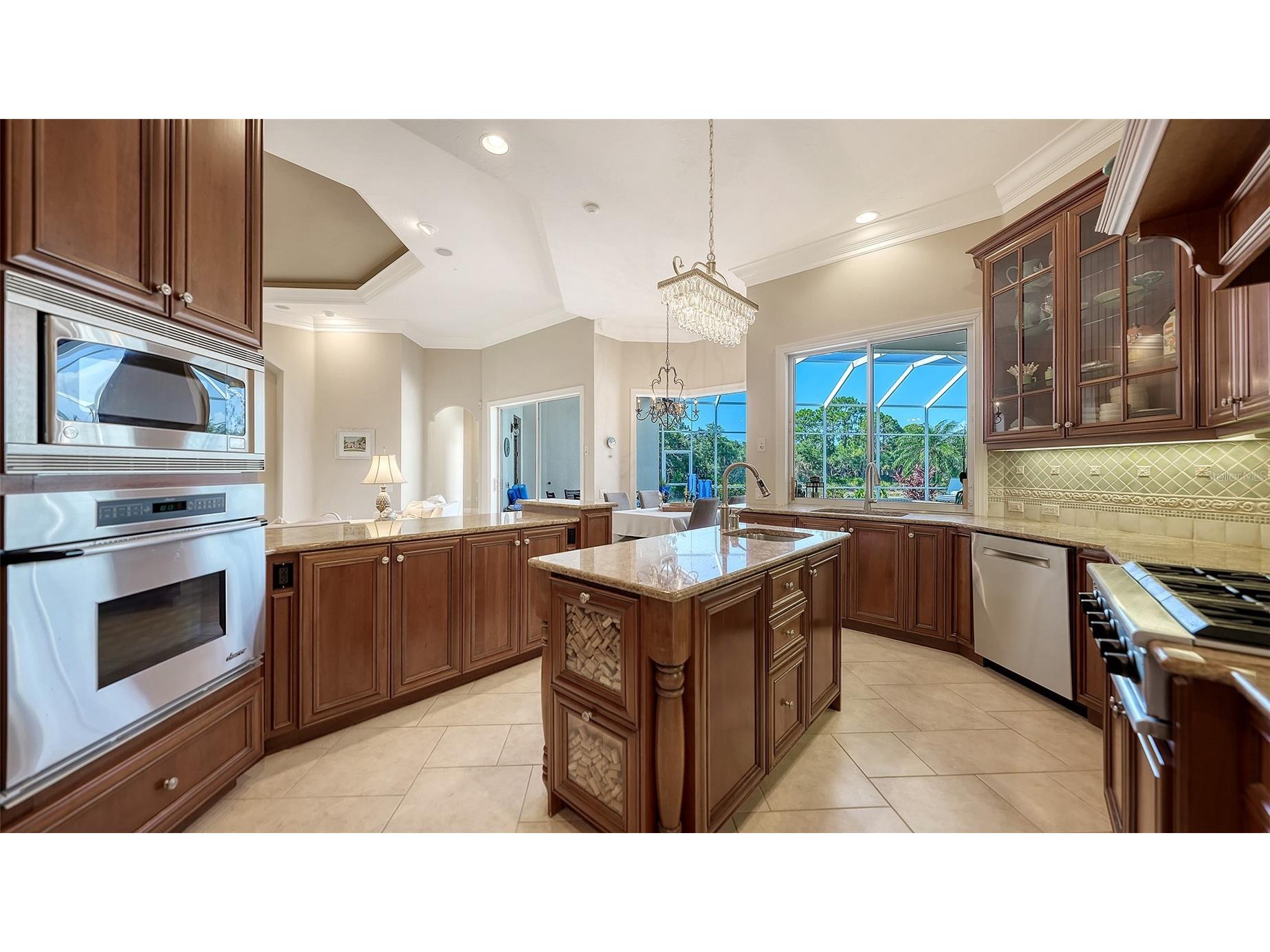 8960 Rocky Lake Court Sarasota FL 34238 A4698737 image19