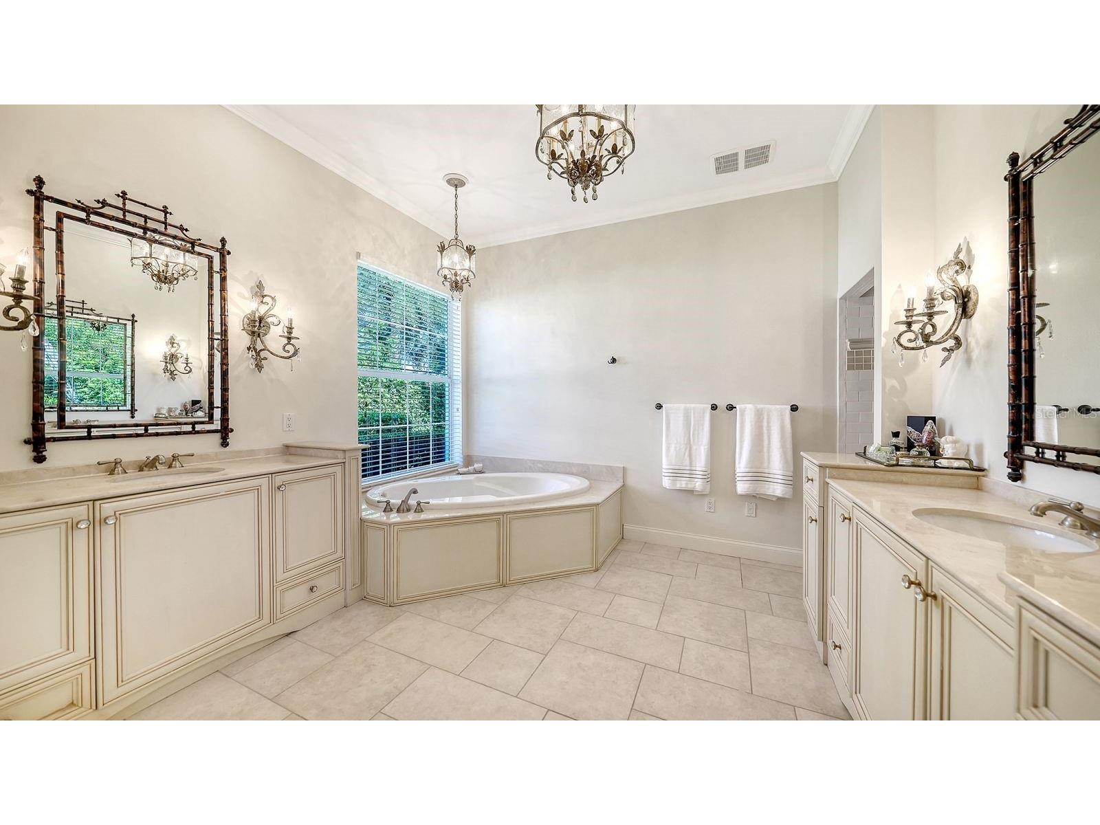 8960 Rocky Lake Court Sarasota FL 34238 A4698737 image38