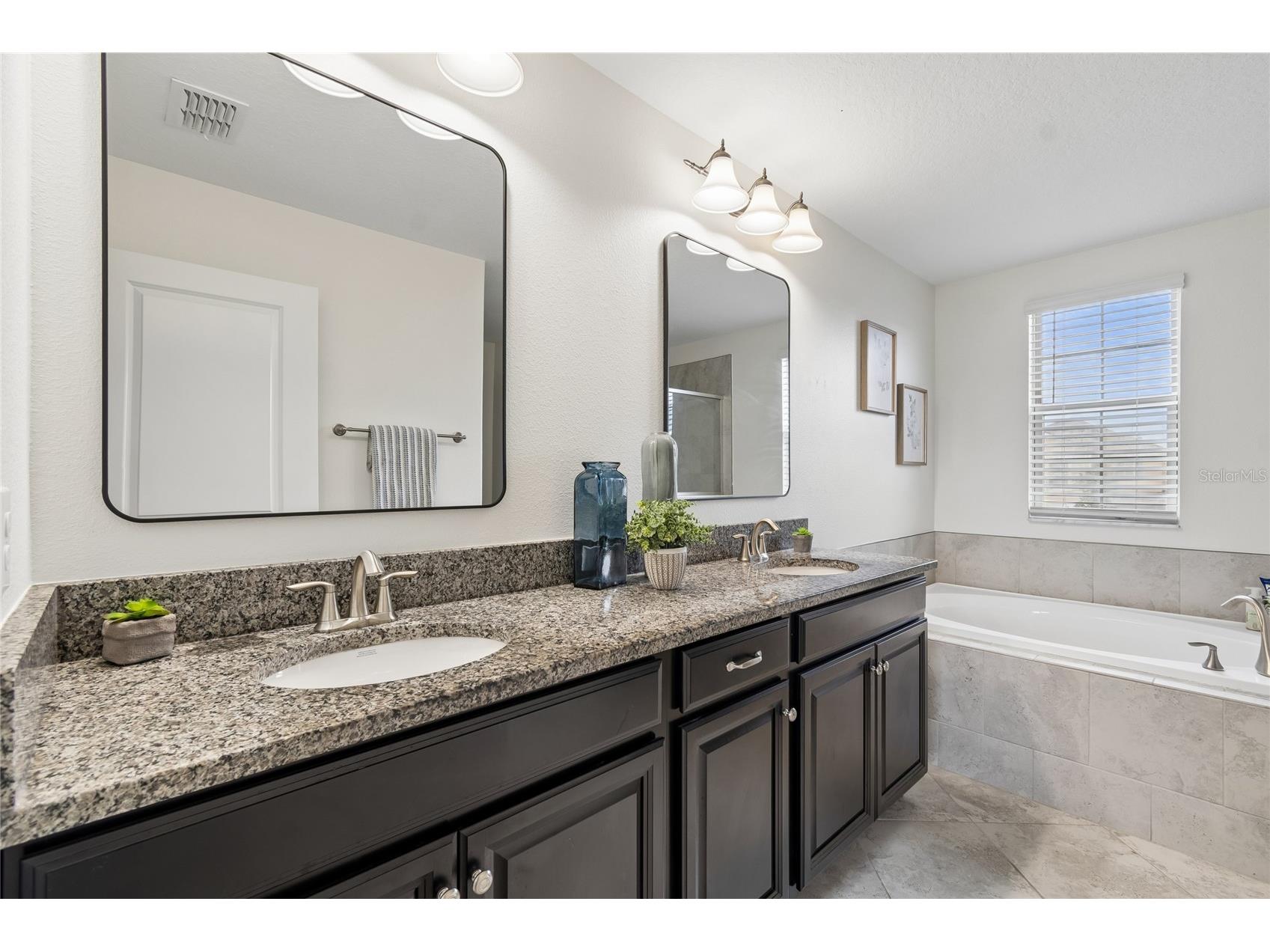 8960 Shadyside Lane Land O Lakes FL 34637 TB8487011 image26
