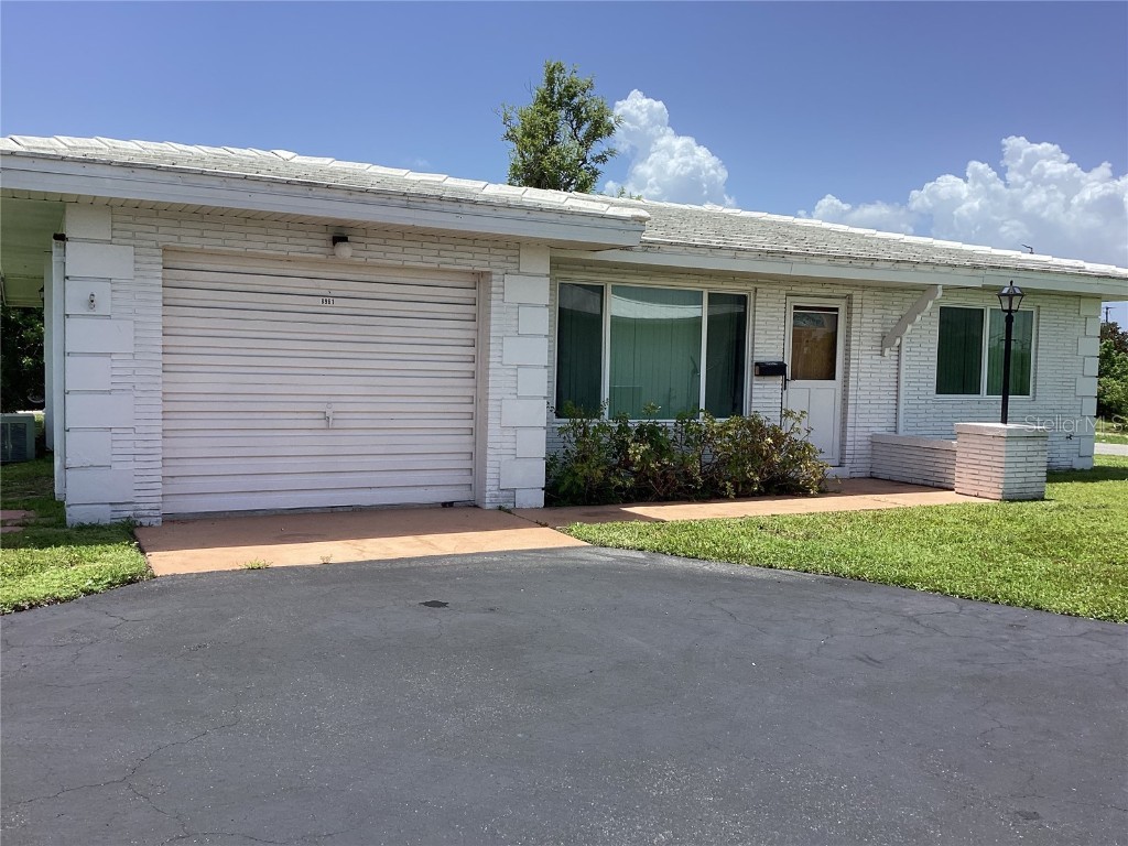 8961 Abbey Court North Port FL 34287 C7512828 image1