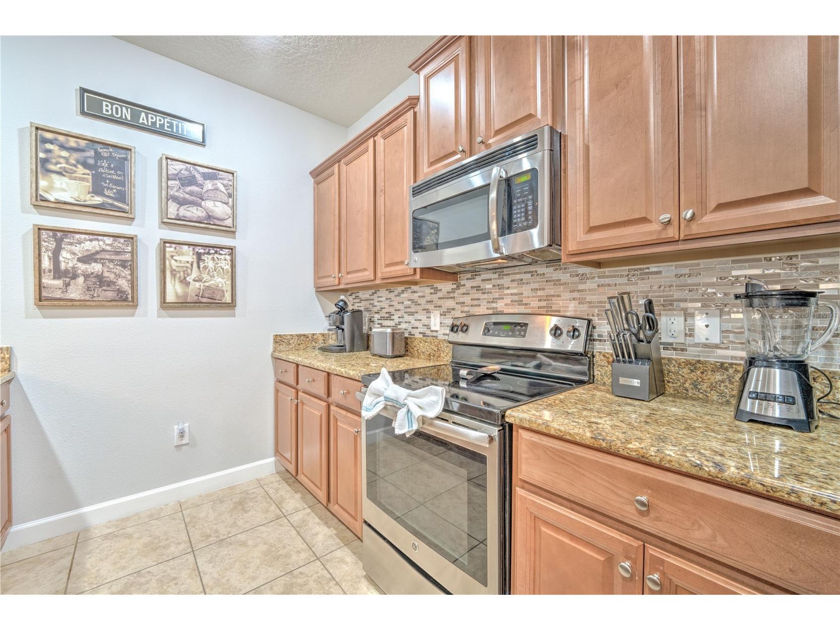 8961 Bismarck Palm Rd Kissimmee FL 34747 O6389133 image6