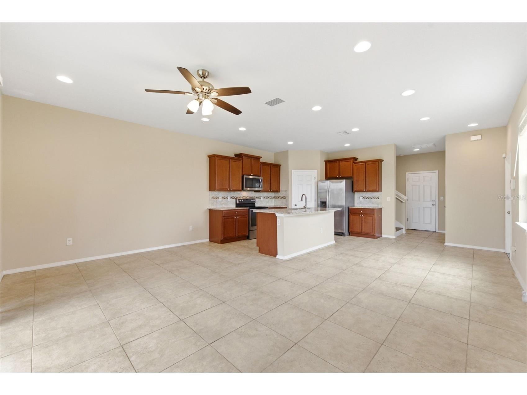 8961 Turnstone Haven Place Tampa FL 33619 TB8513591 image3